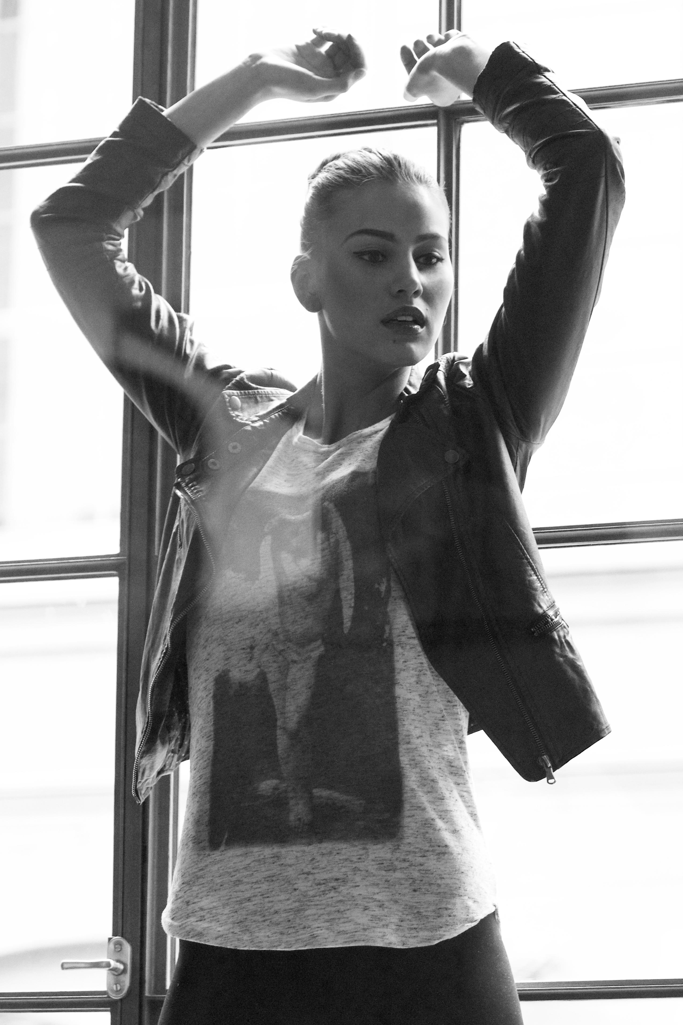 Suzanna – PH Model Management – Prague –